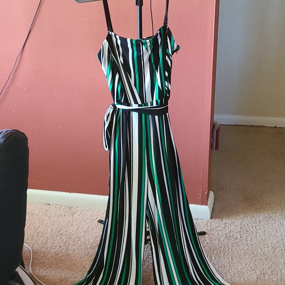 spaghetti strap/strapless romper